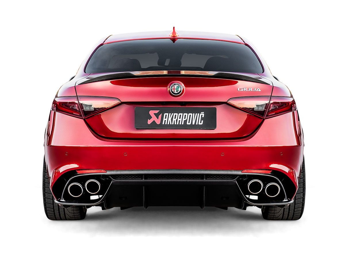 AKRAPOVIC SLIP ON EXHAUST SYSTEM ALFA ROMEO GIULIA QUADRIFOGLIO